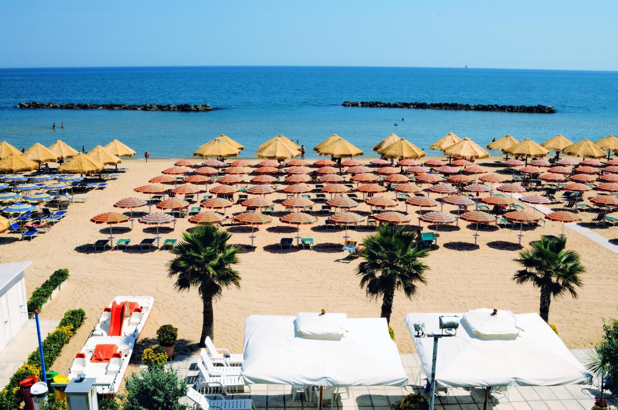 Albergo Punta De L'Est Francavilla Al Mare Exterior foto