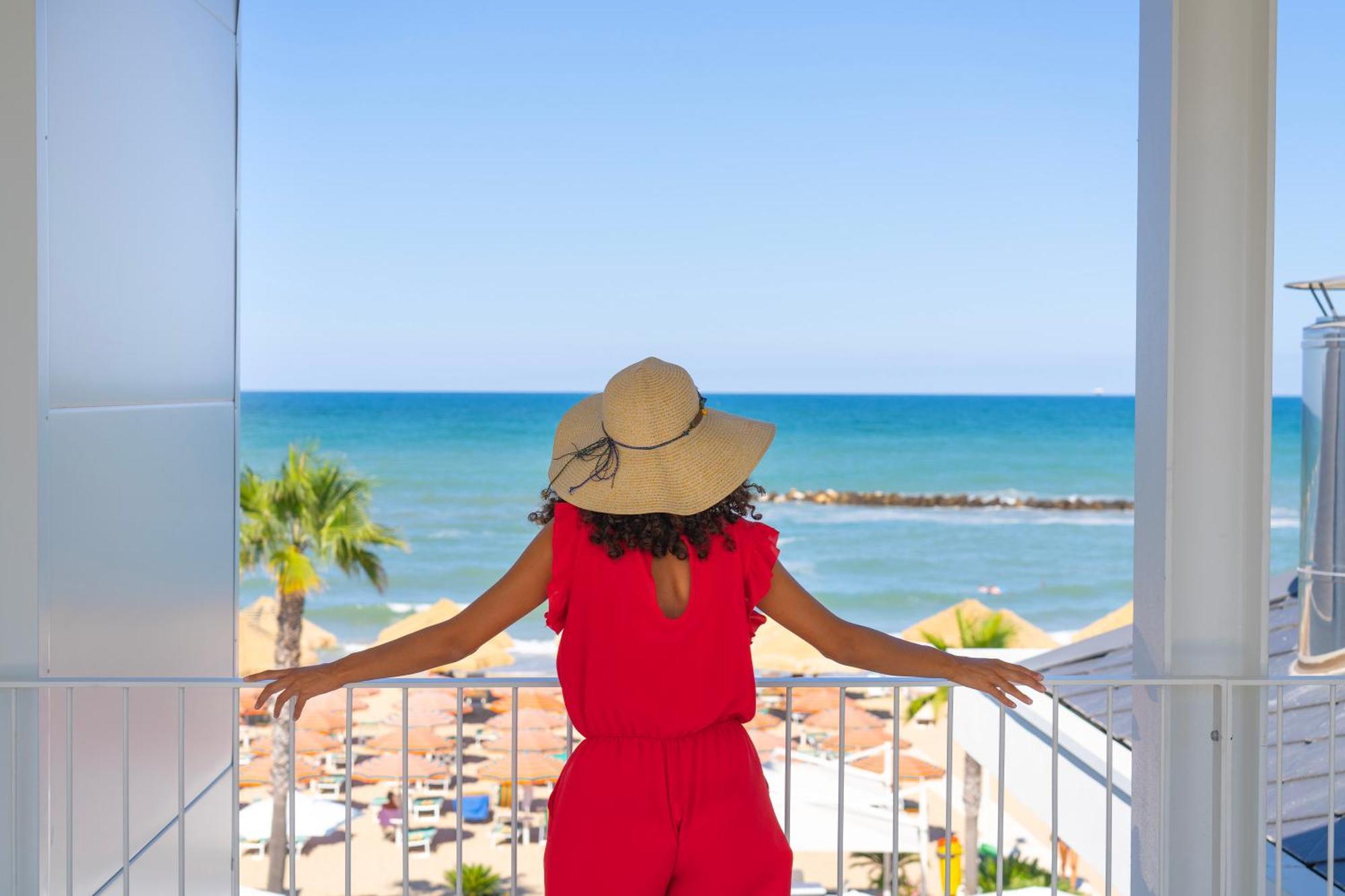 Albergo Punta De L'Est Francavilla Al Mare Exterior foto